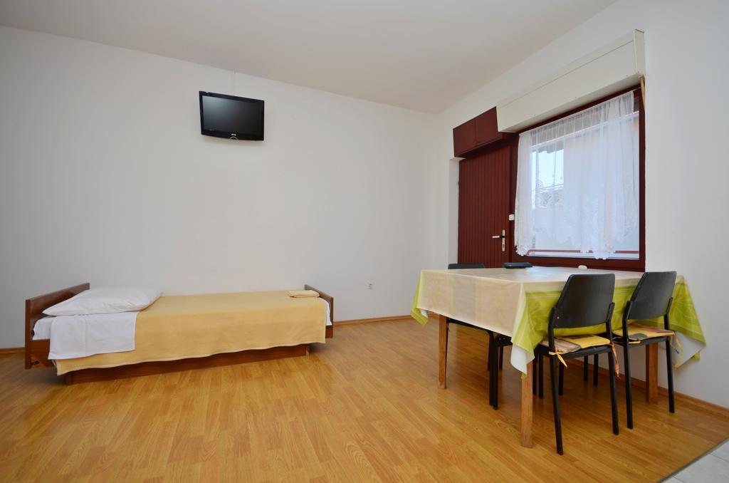 Apartments Branko Vodice Kültér fotó