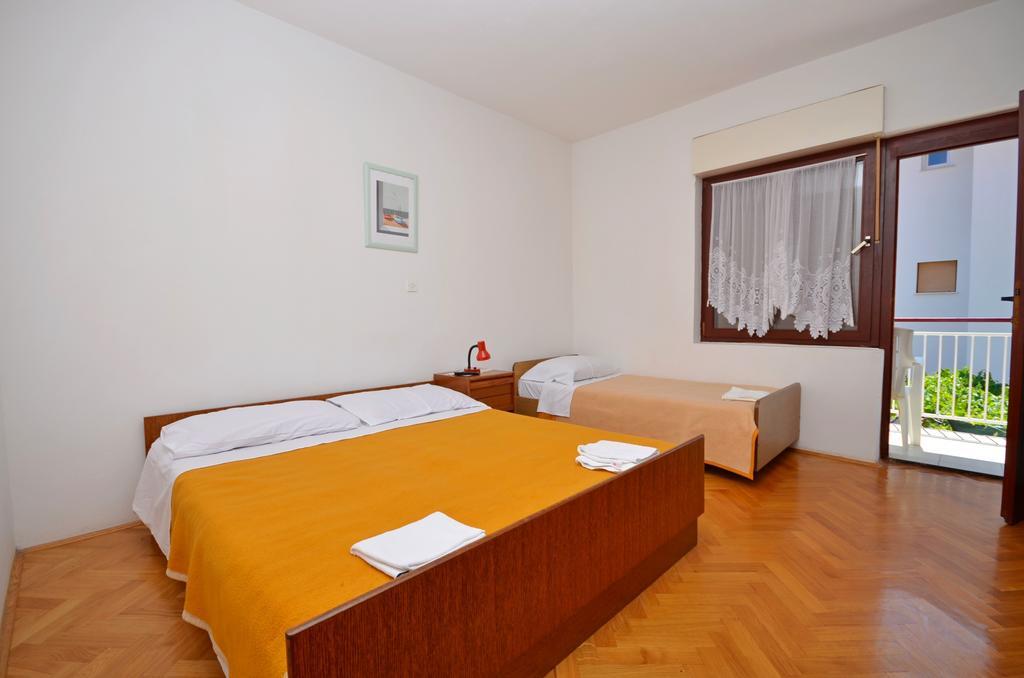 Apartments Branko Vodice Kültér fotó