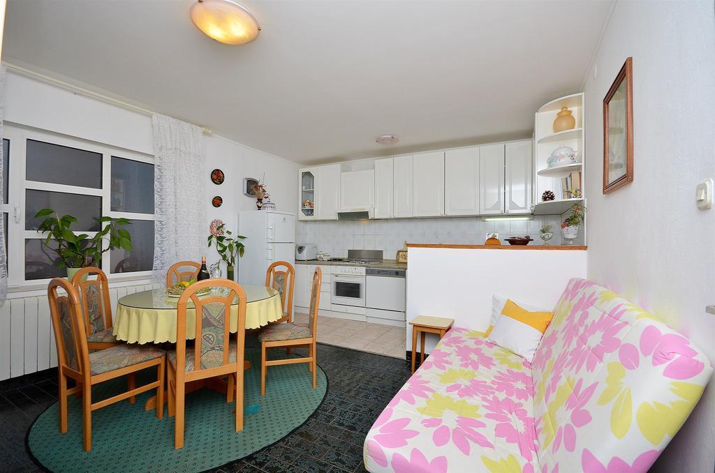 Apartments Branko Vodice Kültér fotó