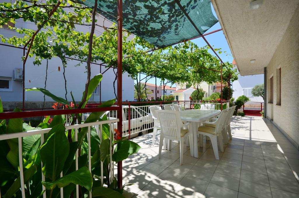Apartments Branko Vodice Kültér fotó