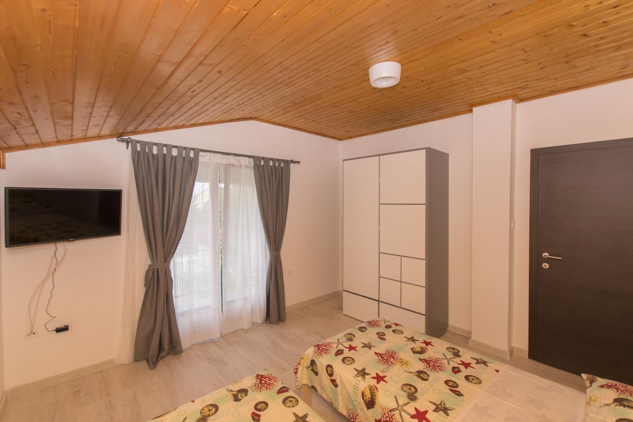 Apartments Branko Vodice Kültér fotó