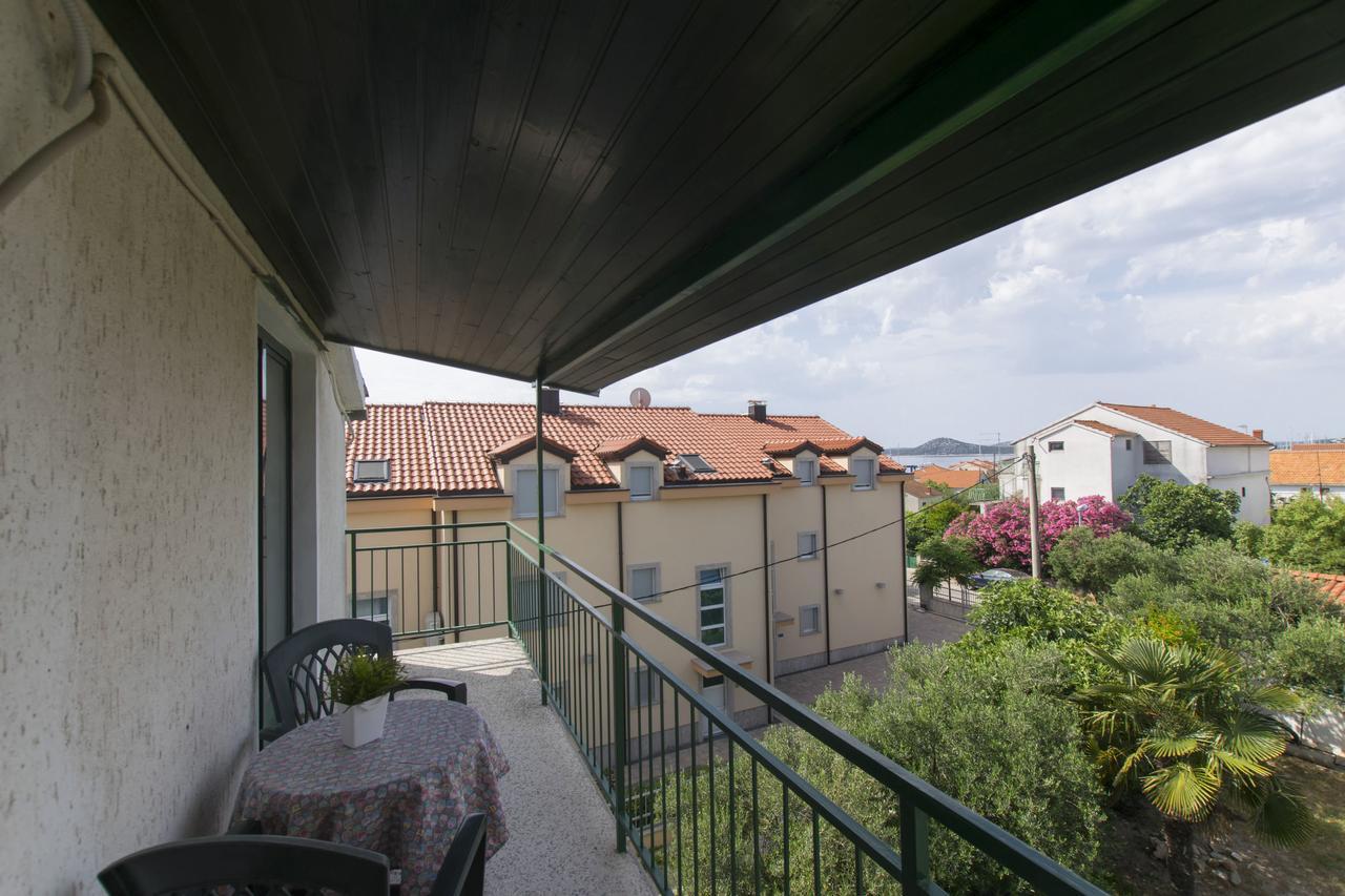 Apartments Branko Vodice Kültér fotó